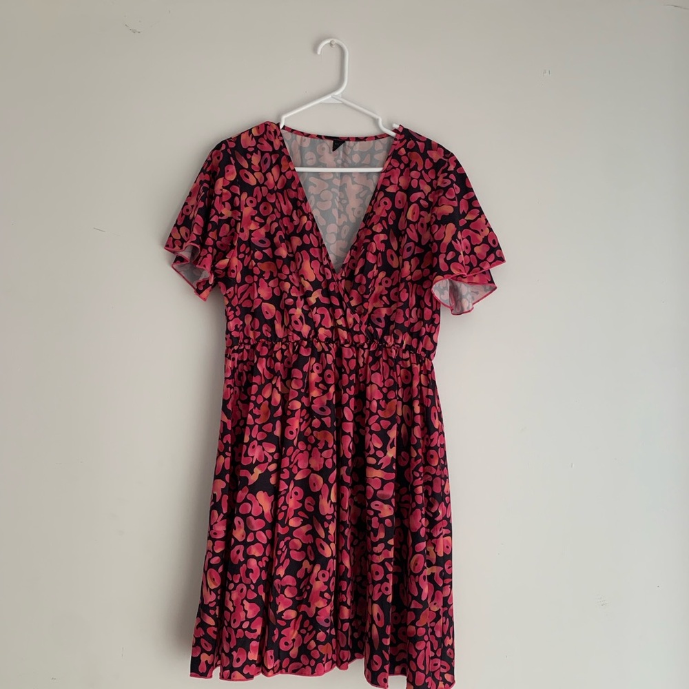 Cheetah print V-Neck Dress